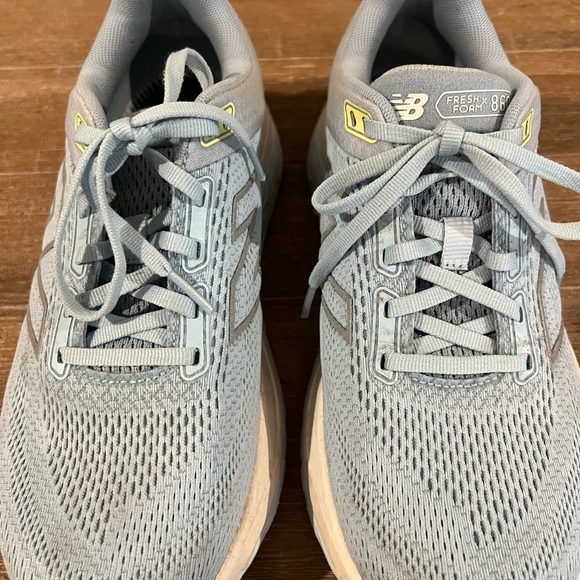 New Balance Fresh Foam 860 Women’s size 9 - Picture 5 of 5